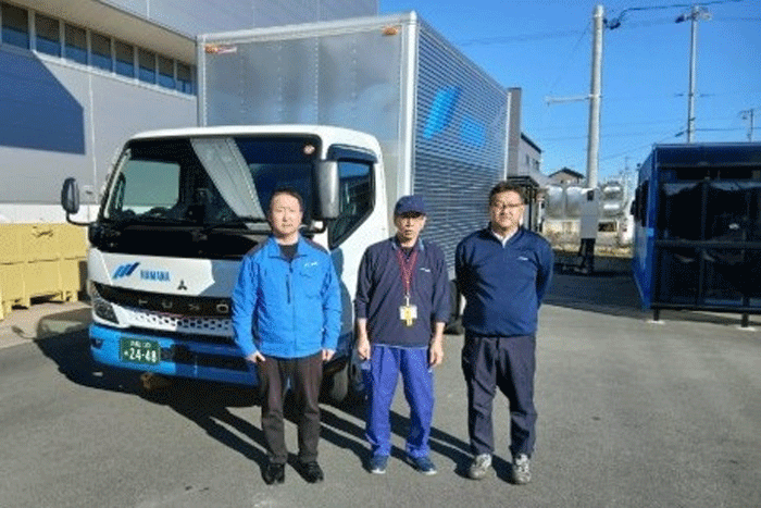 浜名梱包輸送/EVトラックとパレット運搬の自動化でロボットを導入 20251208hamana1 - 浜名梱包輸送/EVトラックとパレット運搬の自動化でロボットを導入