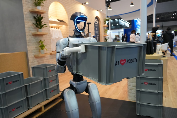 DSC07387 710x473 - 国際ロボット展／過去最多673社が出展、ロボット×AIで進化する最新技術が集結