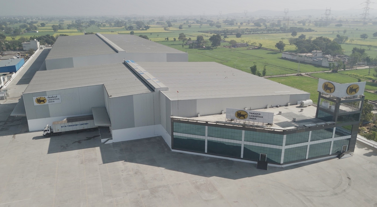 ヤマト インド 海外最大のロジスティクスセンター開設 NH8（シドラワリ）ロジスティクスセンター 外観
