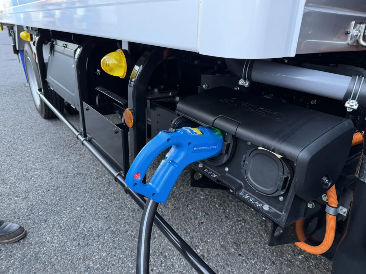 F-LINE/千葉県野田市の低温物流施設にソーラーパネル導入 20260109F LINE02 - F-LINE/千葉県野田市の低温物流施設にソーラーパネル導入