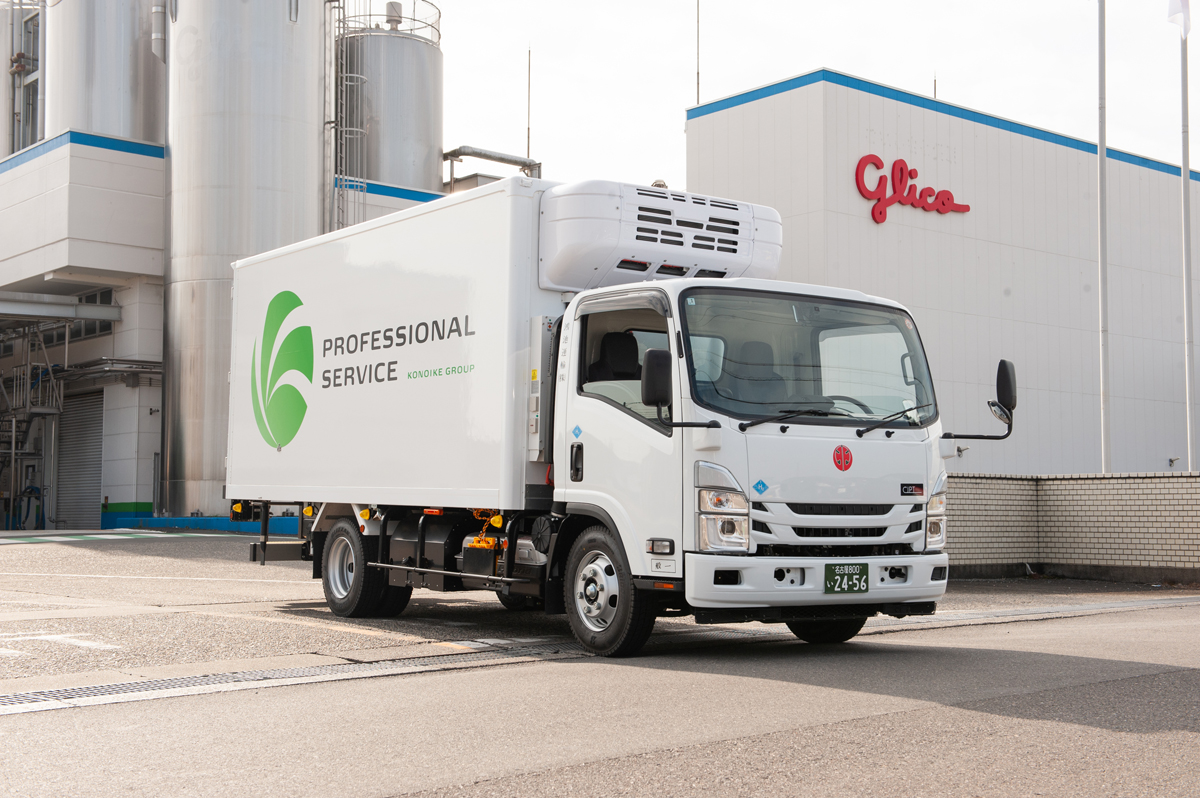 鴻池運輸と江崎グリコ/乳業業界初の冷蔵機能付き燃料電池トラック導入 20260123ko01 - 鴻池運輸と江崎グリコ/乳業業界初の冷蔵機能付き燃料電池トラック導入
