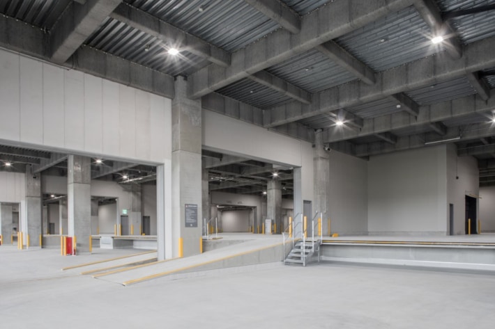 大和ハウス工業/茨城県稲敷郡「DPLつくば阿見III」内覧会2月17日開催 20260129tsukubaamiIIItruckberth 710x473 - 大和ハウス工業/茨城県稲敷郡「DPLつくば阿見III」内覧会2月17日開催