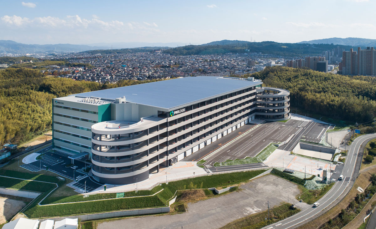 0317purorojisu3 kyoutanabe e1773723624246 - 物流最前線／プロロジス山田会長に聞く 倉庫を「物流施設」に変えた25年、次の一手は