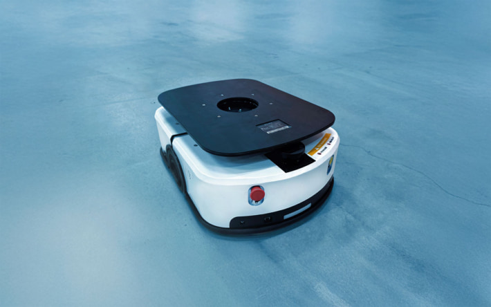 0325mujin1 710x444 - Mujin／AGVのラインアップに300kg小型・1500kg重量モデルを拡充