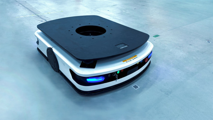 0325mujin2 710x399 - Mujin／AGVのラインアップに300kg小型・1500kg重量モデルを拡充