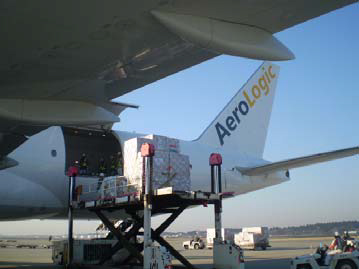 20110406dhl - DHL／欧州委員会から日本への救援物資を無償輸送