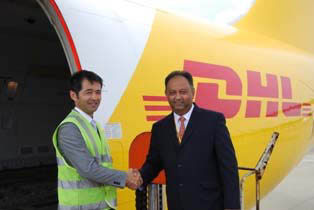 20110704dhl2 - DHL／B747-400型BCF機を成田-香港間で使用開始