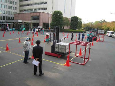 20111116trc - 東京流通センター／フォークリフト安全講習