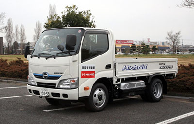 20111226hino - 日野自動車／東日本大震災被災4県にトラック58台提供