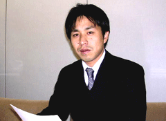 cbre200702kobayashi.gif